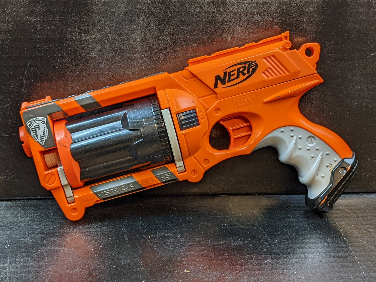Nerf N-Strike Maverick REV-6