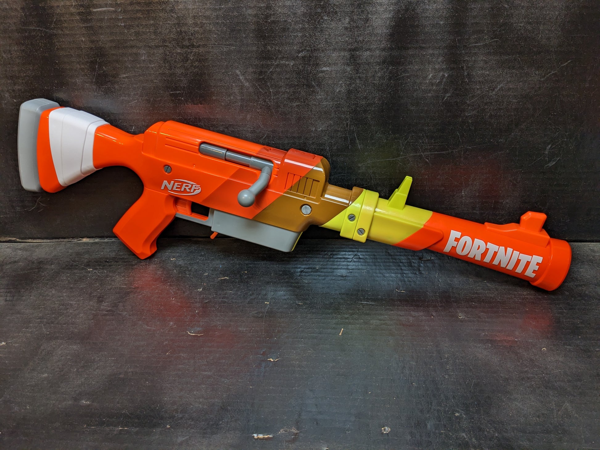 Nerf Fortnite HR – Blaster Barn