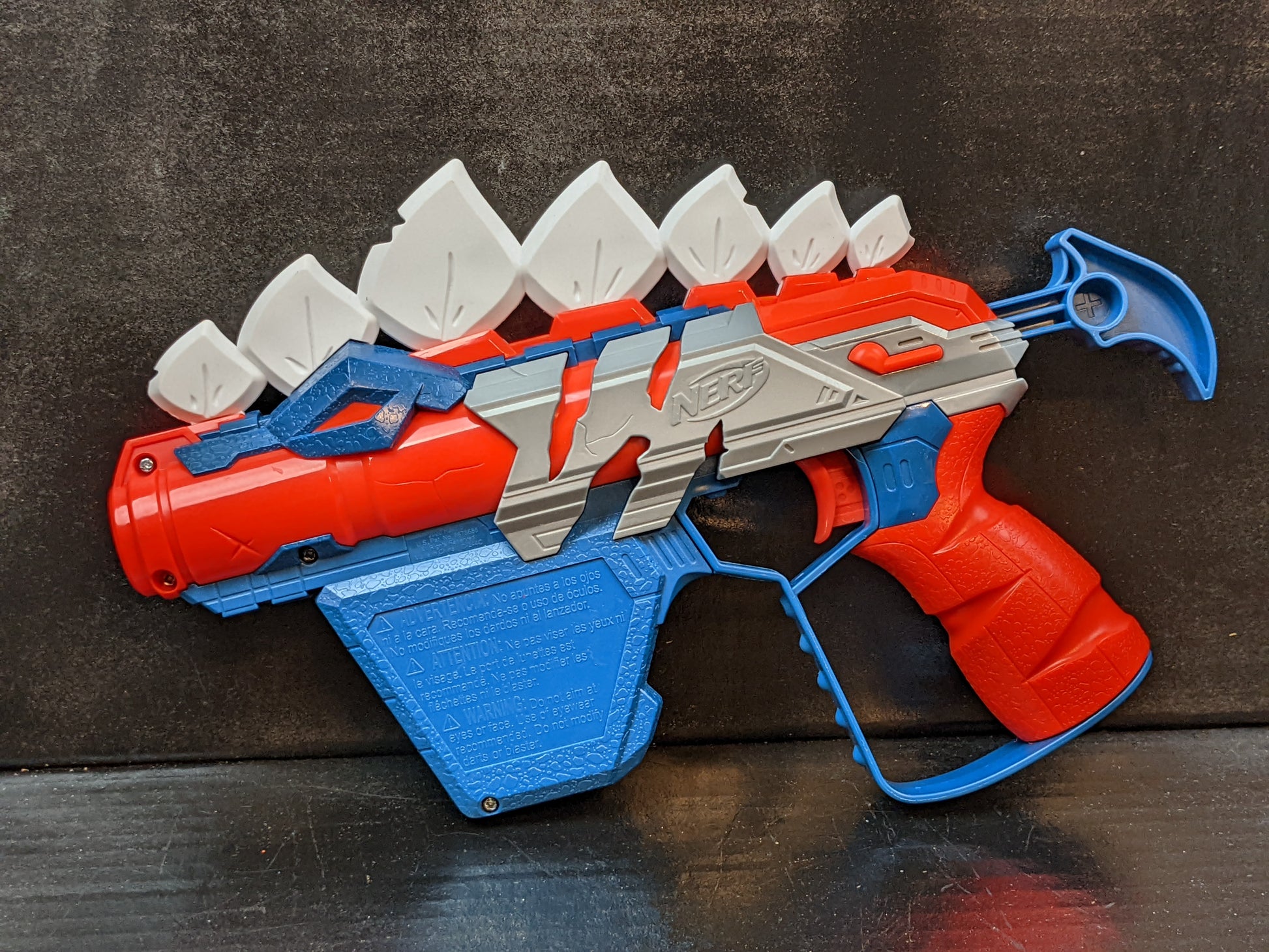 Lanzador Hasbro Nerf DinoSquad Stego-Smash