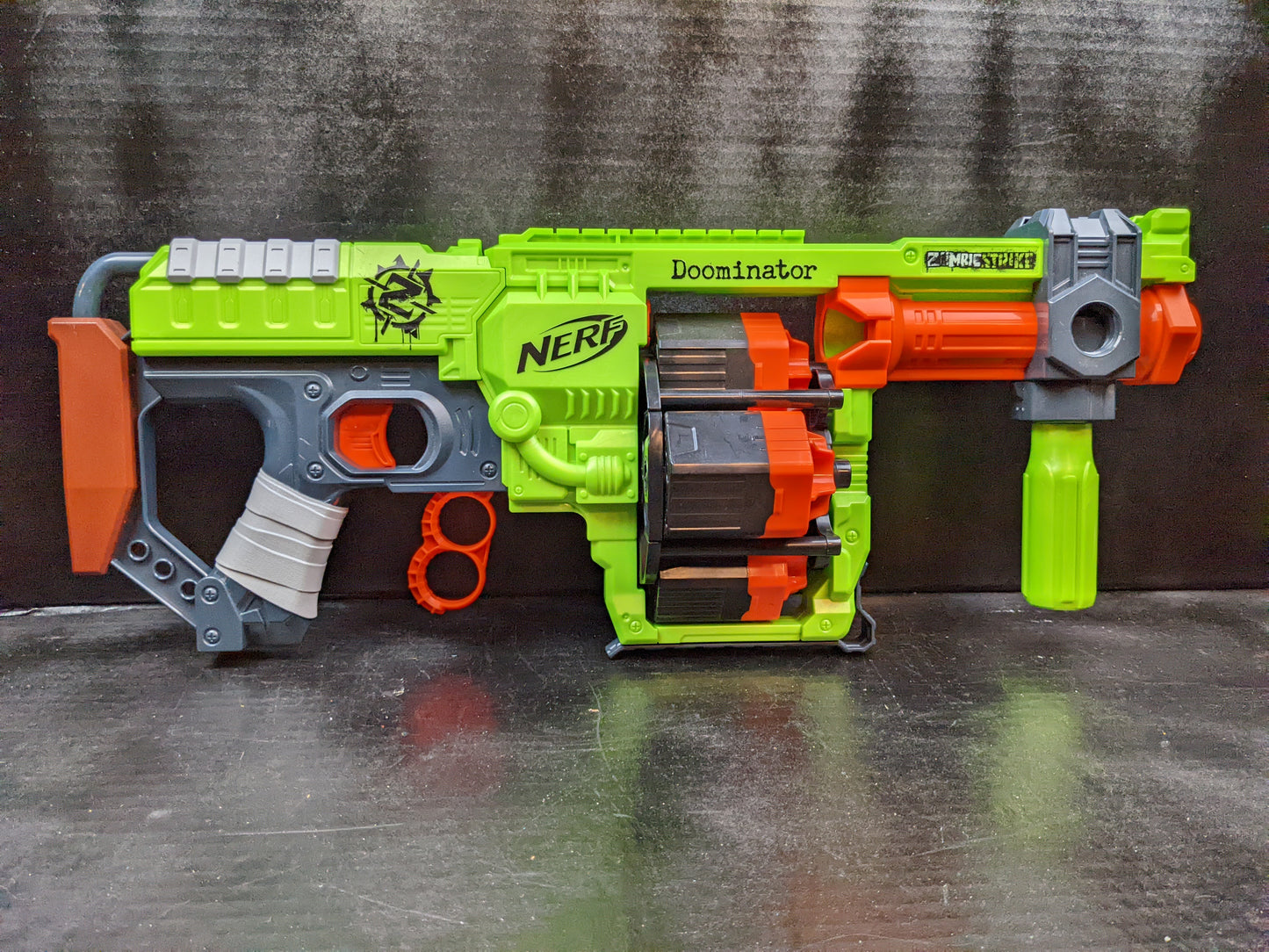 Nerf Zombie Strike Doominator! Épica Shotgun Estilo Minigun 