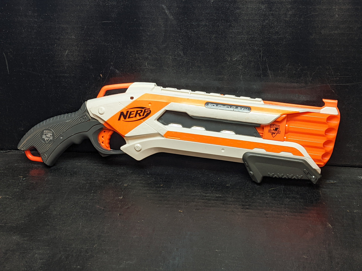 Nerf N-Strike Elite Rough Cut 2x4