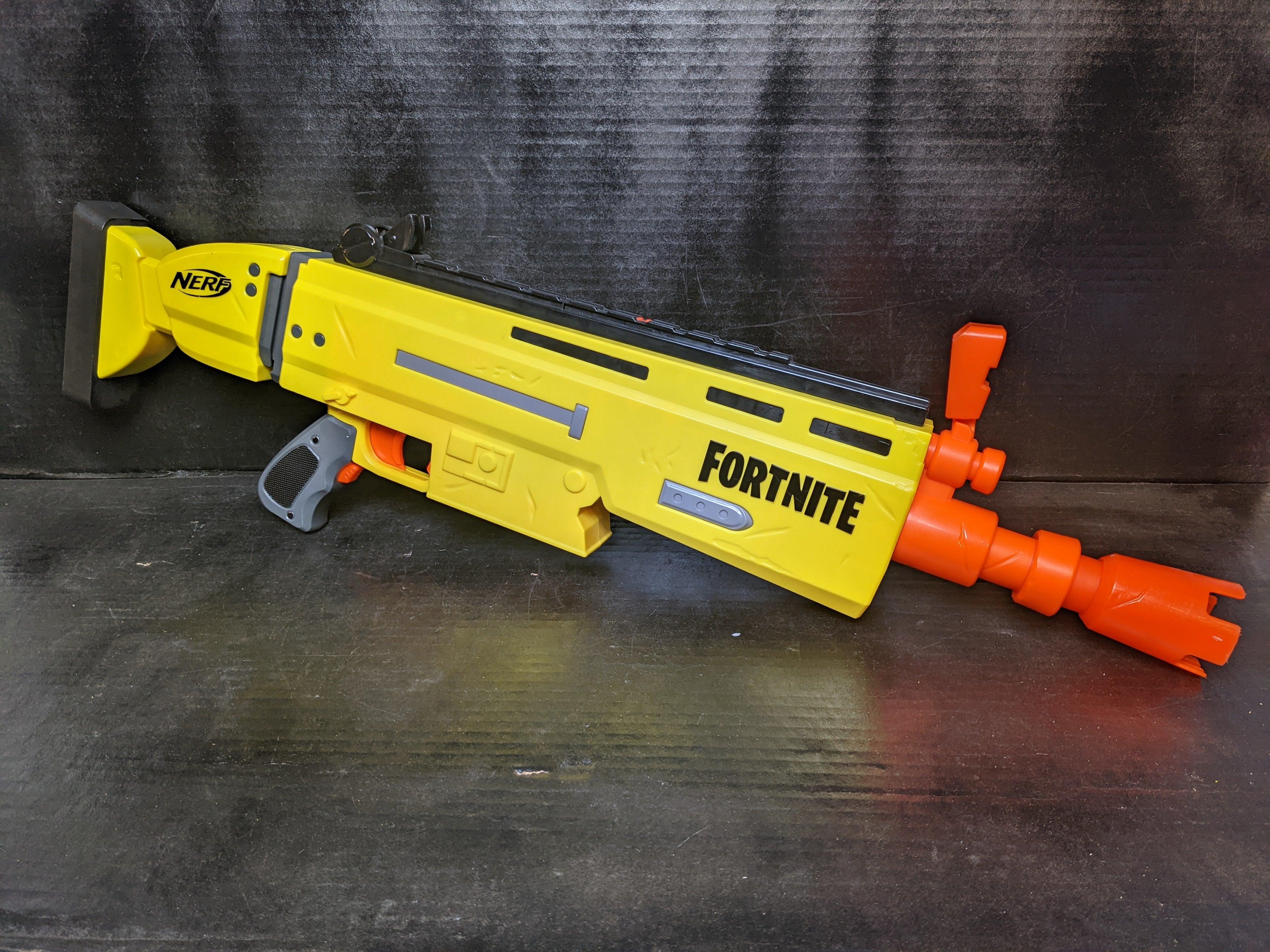 Nerf Fortnite AR L Blaster Barn nerf-fortnite-ar-l-blaster-barn
