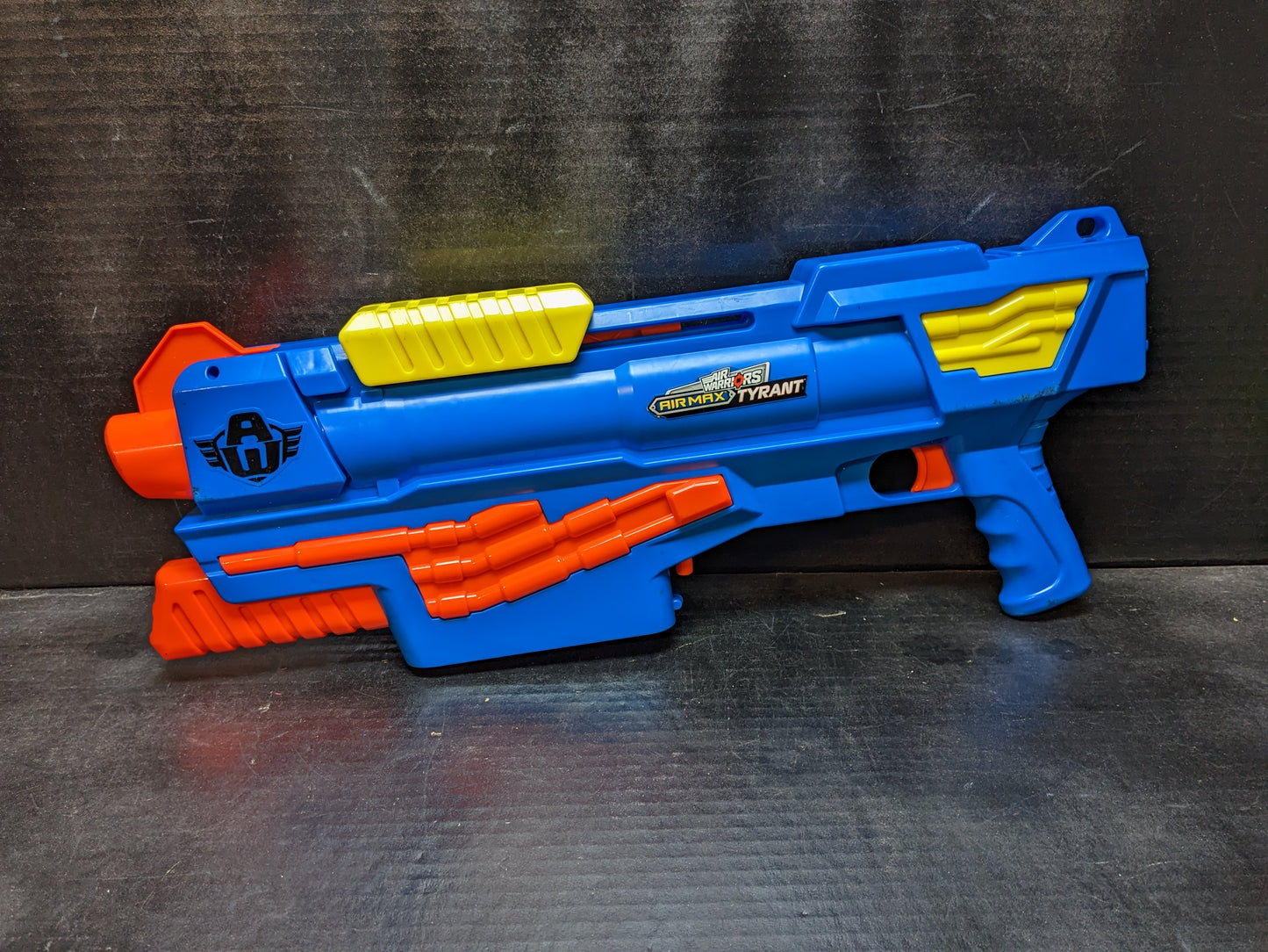 Buzz Bee Air Warriors Air Max Tyrant